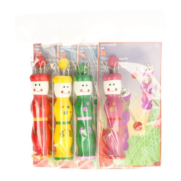 French Knitter 4 Hooks with Needle