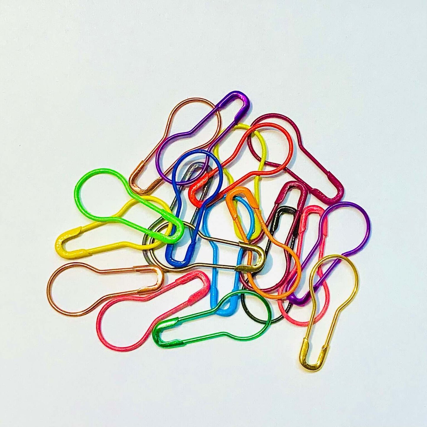 20 Stitch Markers - Random Colours