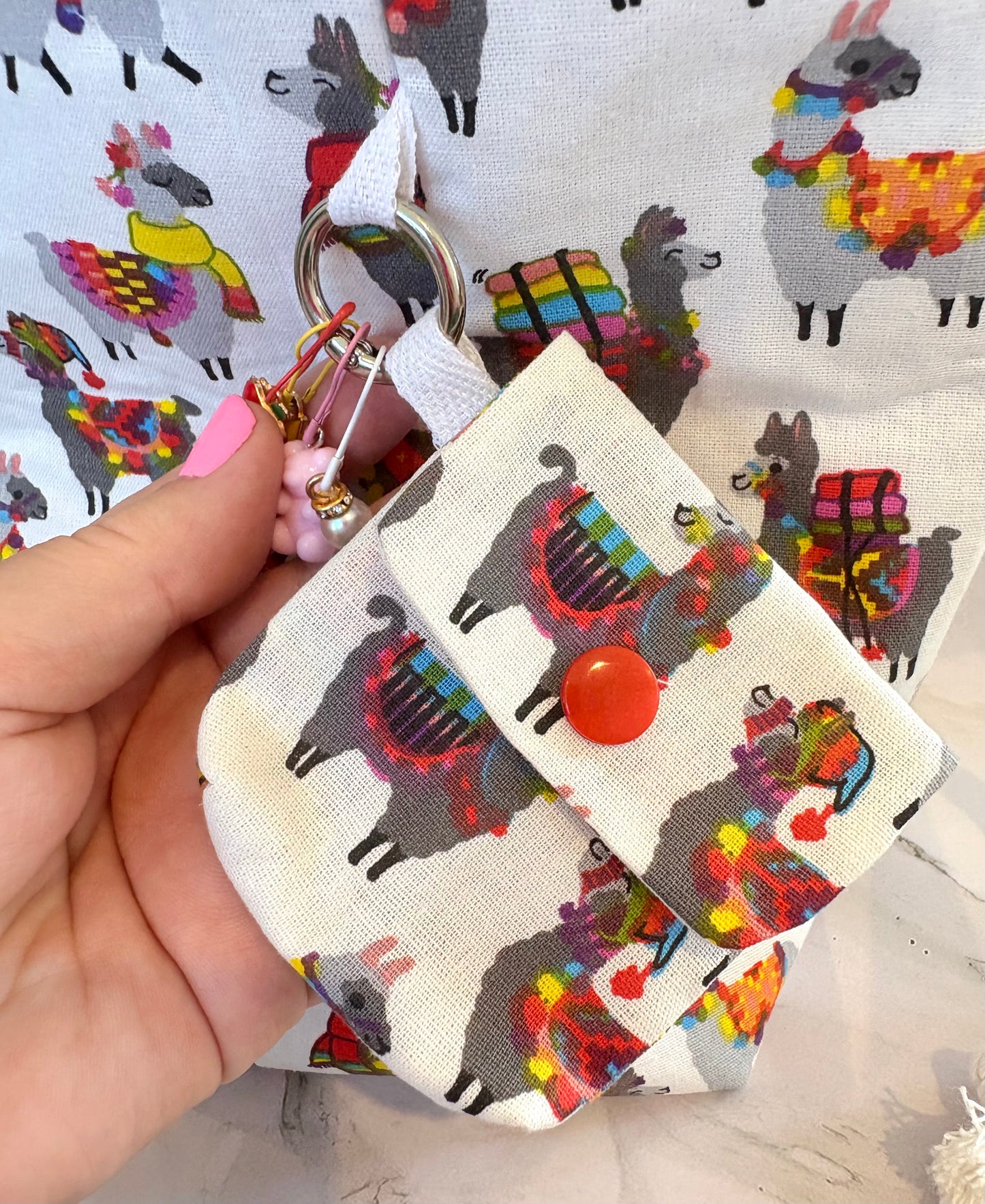 Pouch with Measuring Tape - Alpaca