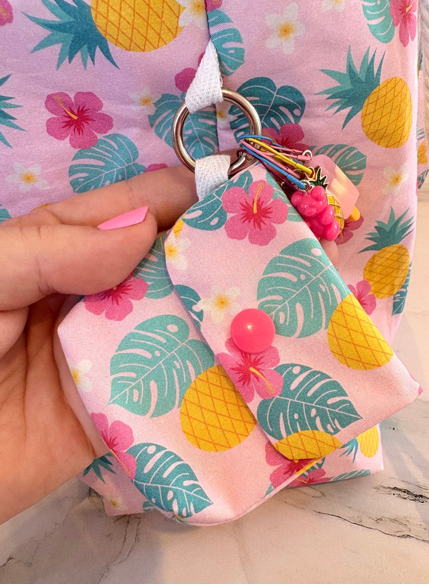 Pouch with Measuring Tape - Pineapple