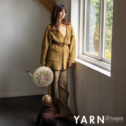 Scheepjes Bookazine Issue 18 The Family