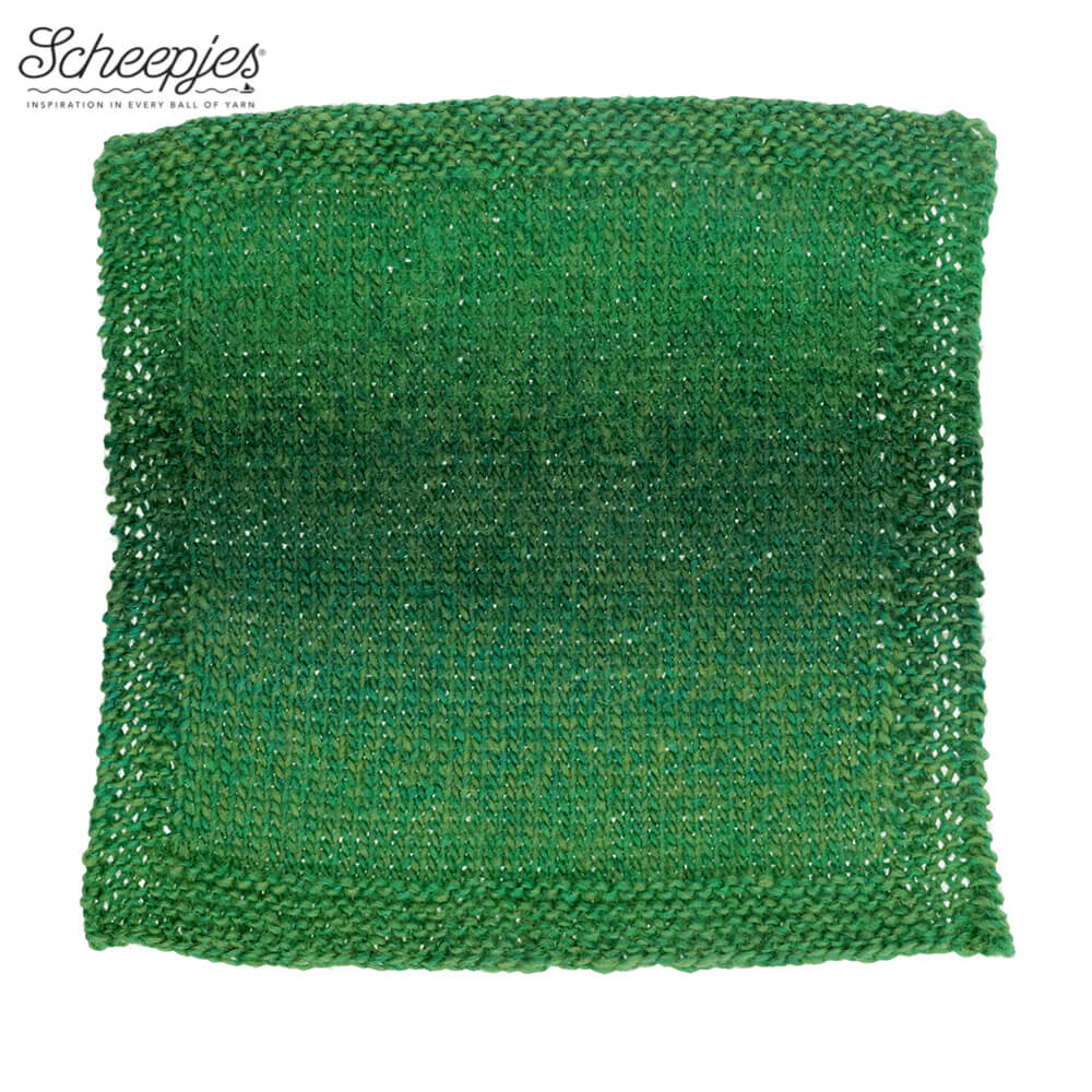 Blooming Moss Scarf by A Spoonful of Yarn - Yarn Kit