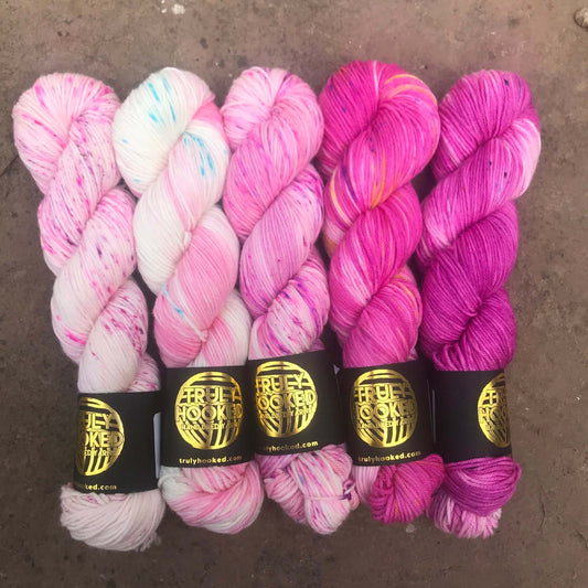 Truly Hooked - Pink Fade Set 5 skeins