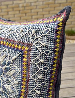 Spring Whispers Pillow by Lilla Bjorn - Yarn Kit